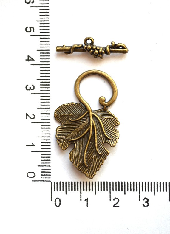 Тоггл "Виноград" бронзовый