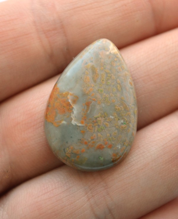 Кабошон из Доломита №8