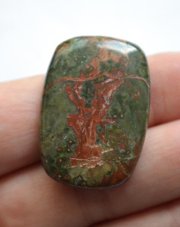 Кабошон из риолита №3