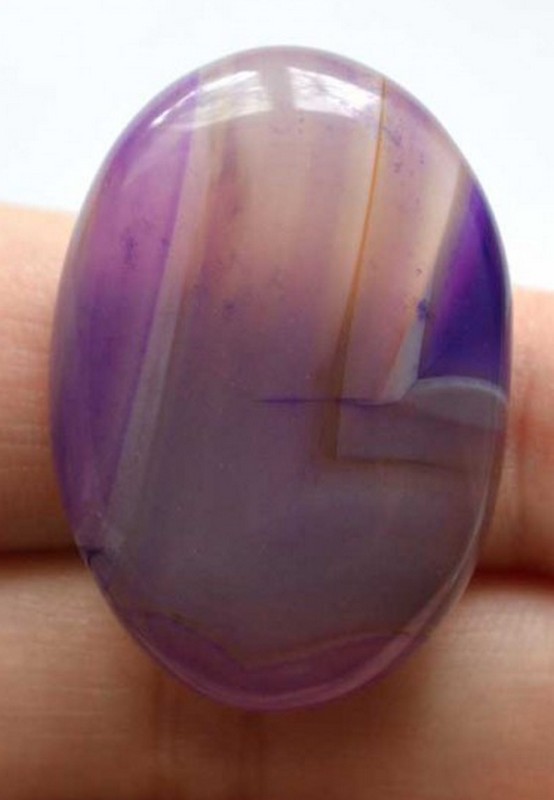 Кабошон из агата, 34x24х6 мм