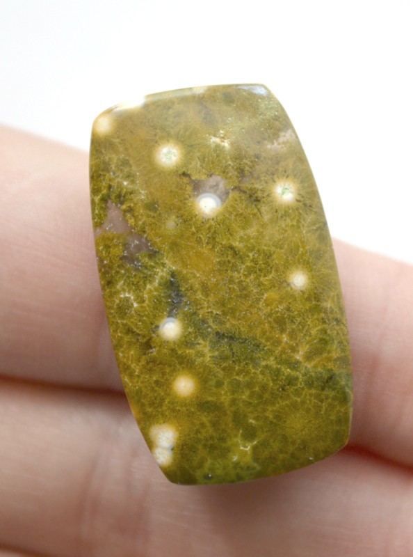 Кабошон из океанической яшмы №3