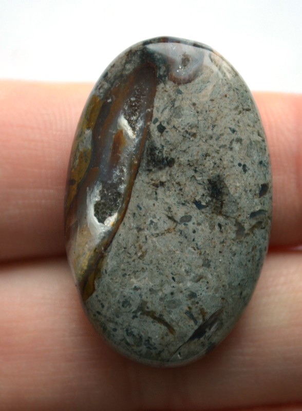 Кабошон из карбоната №6