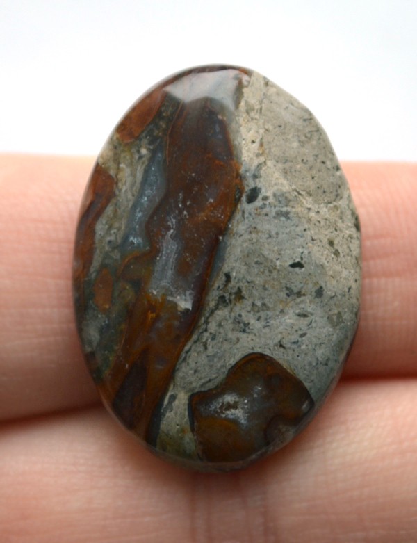 Кабошон из карбоната №9