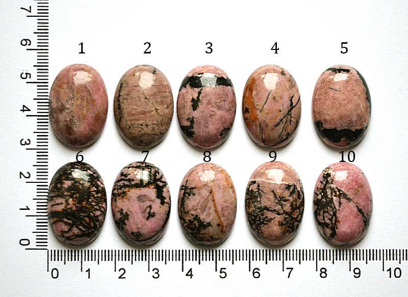 Кабошон из родонита