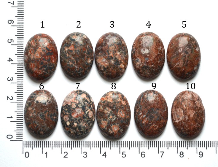 Кабошон из леопардовой яшмы