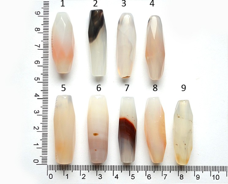 Крупные бусины из агата