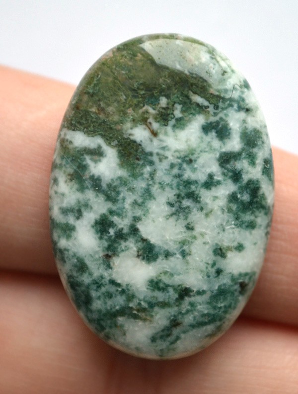 Кабошон из мохового агата №16