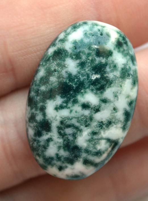 Кабошон из мохового агата №2