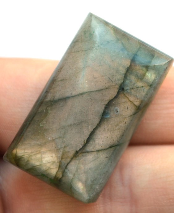 Кабошон из лабрадорита №55