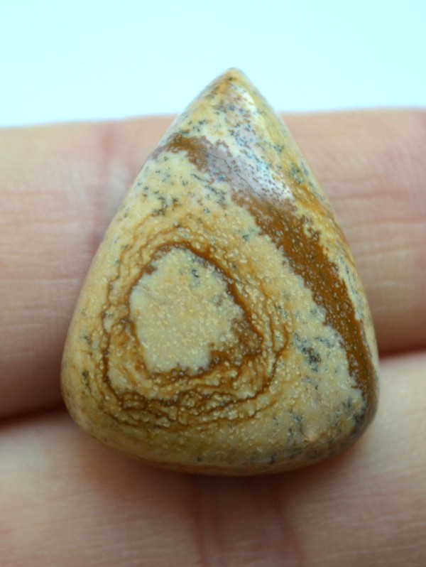 Кабошон из пейзажной яшмы №1