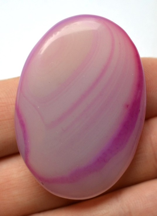 Кабошон из агата, 45x31х6 мм