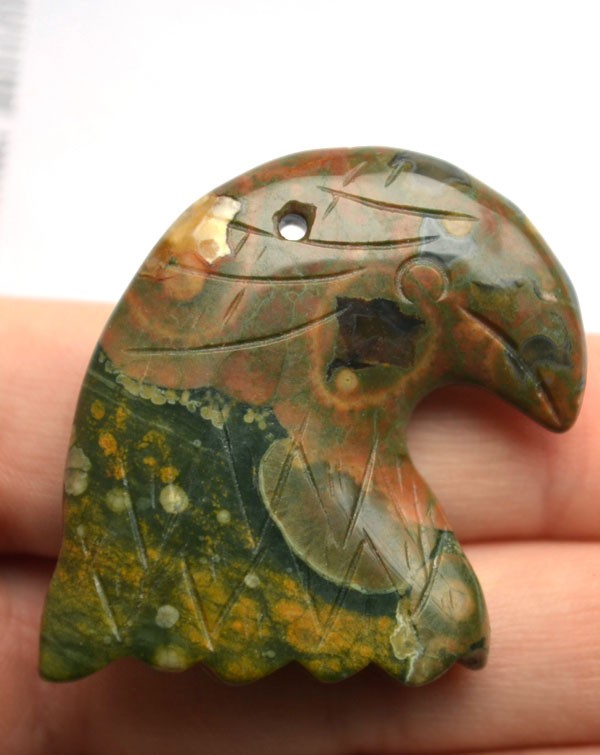 Кулон из резного риолита "Орел"