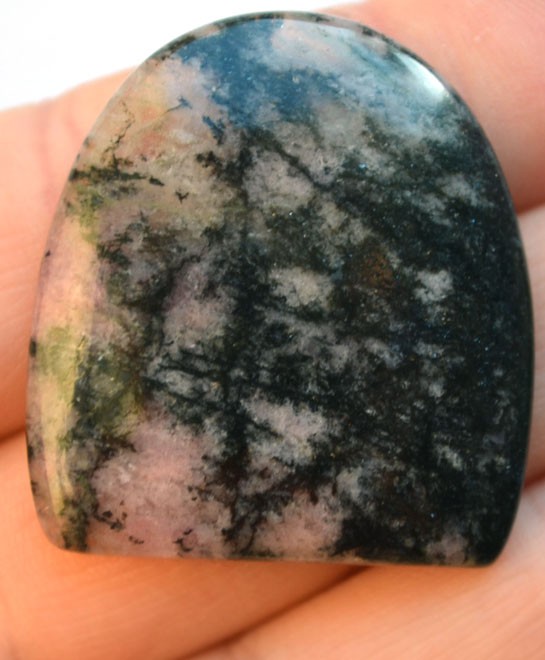 Кабошон из родонита №4