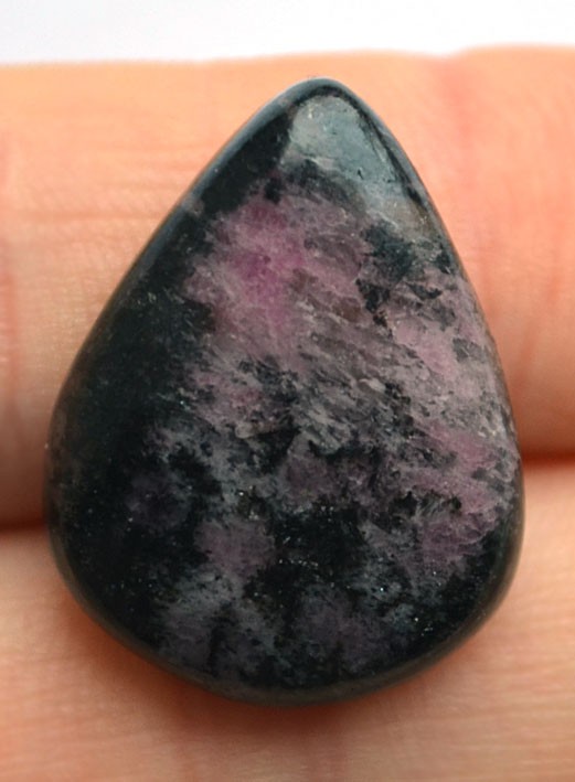 Кабошон из родонита №10