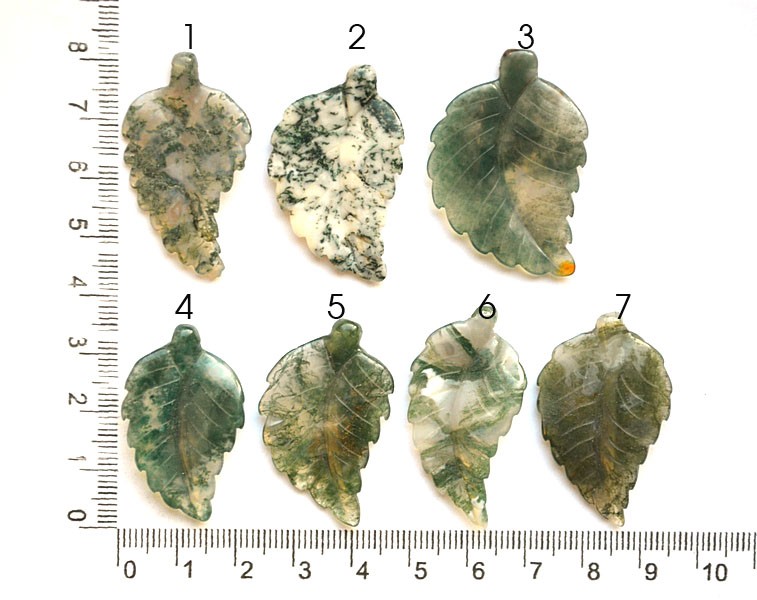 Подвеска из мохового агата "Листик"