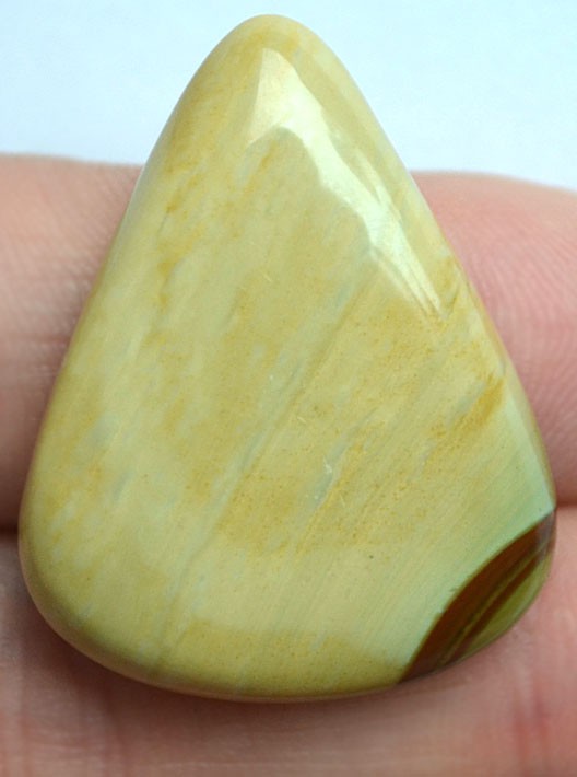 Кабошон из императорской яшмы №12