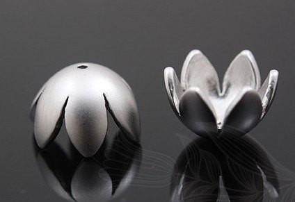 Обниматель для бусин Цветок, родиевое покрытие, Ю.Корея