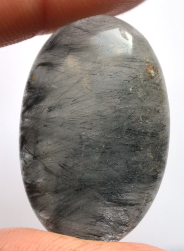 Кабошон из кварца с шерлом №24