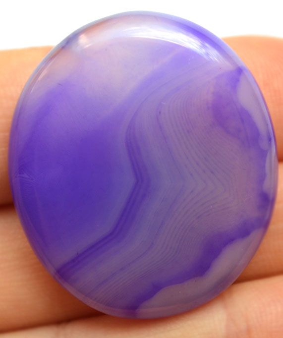 Кабошон из агата, 35x31х5 мм