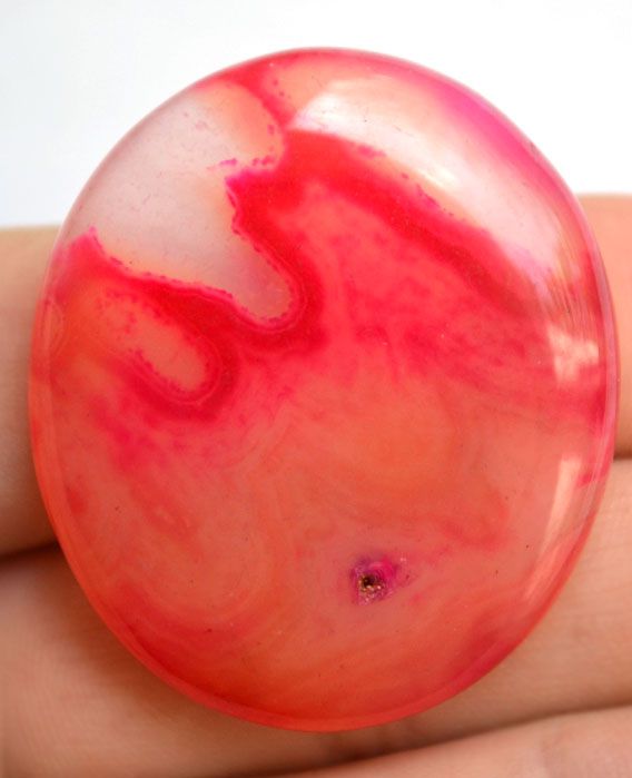 Кабошон из агата, 39x34х6 мм