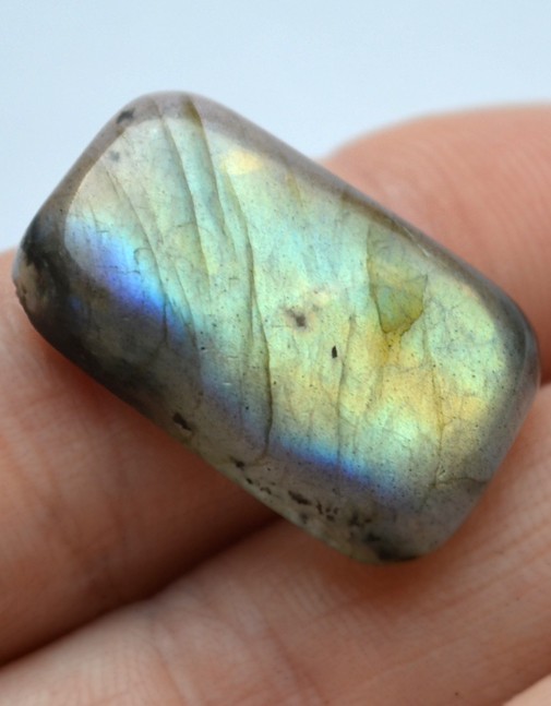 Кабошон из лабрадорита №54